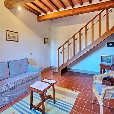 Ponte A Ema Sleeps 4 Air Con