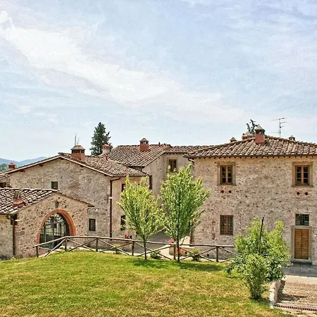 Ponte A Ema Sleeps 4 Air Con *