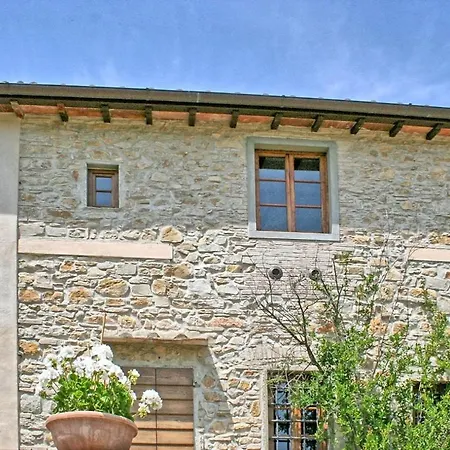 Ponte A Ema Sleeps 4 Air Con Lejlighed *